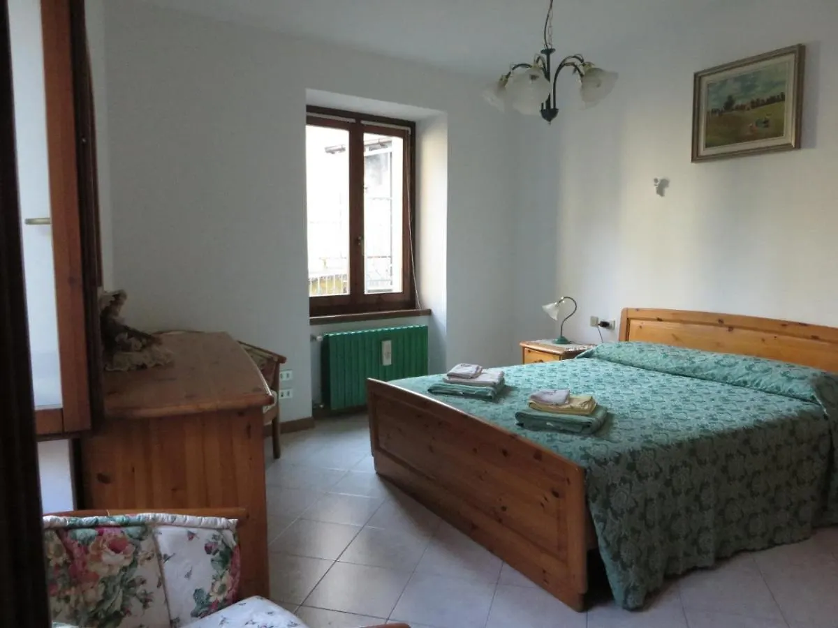 בית נופש Perledo Casa Almut & More - Lake Como Center - Varenna איטליה